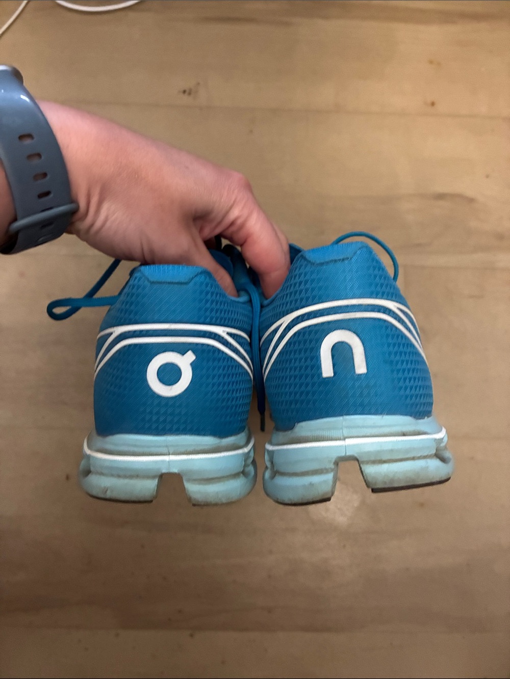 On Running Women's Athletic Shoes in Teal Blue - Picture 6 of 8